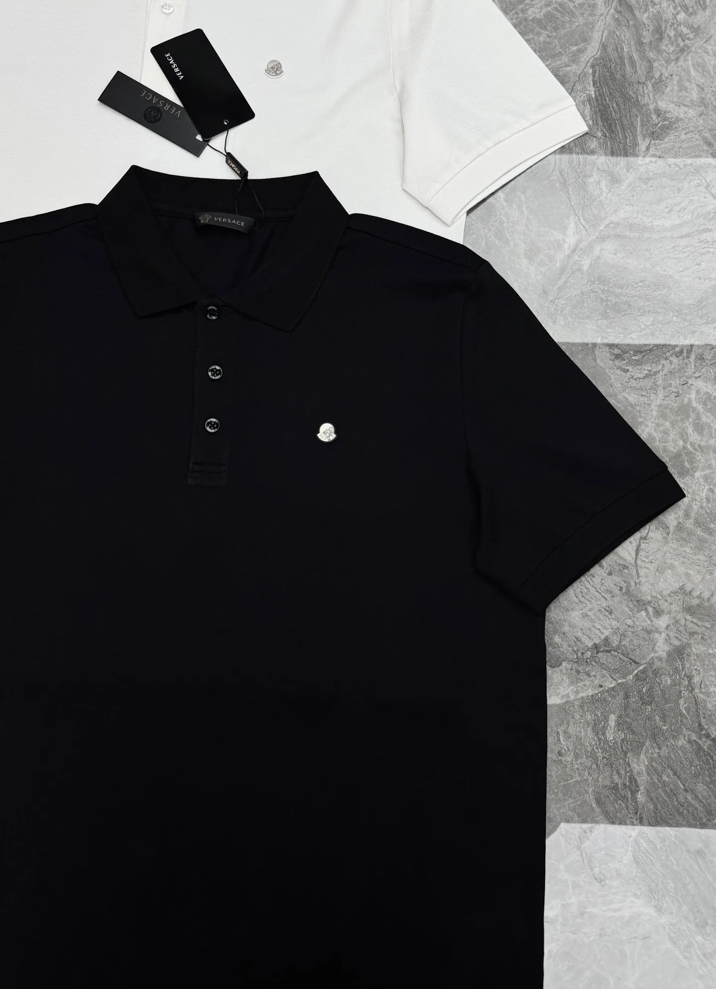 ⚜️Moncle* Classic Polo .New Arrival . Polo 230 ， . moncler Classic . . ！ . ！ ：Black.White.Sizes：M-3XL（S 4xl ） ❗️175/140 L